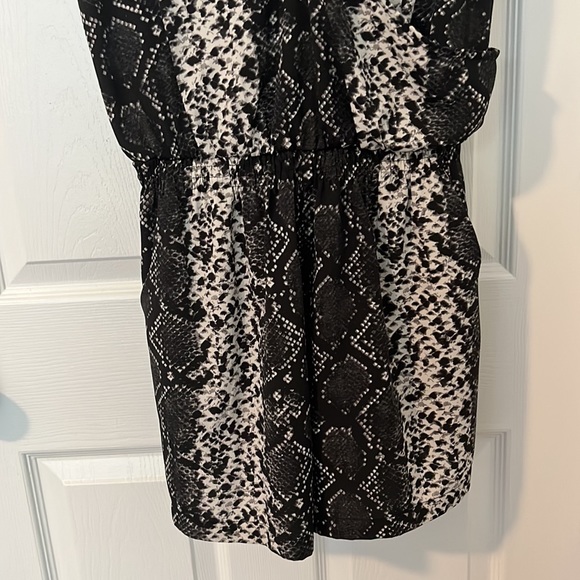 RD Style Snakeskin Romper - Picture 5 of 7